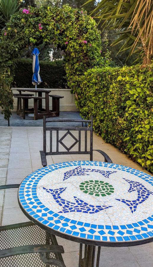 Stylish Garden Apartment At Paphos Harbour Exteriér fotografie