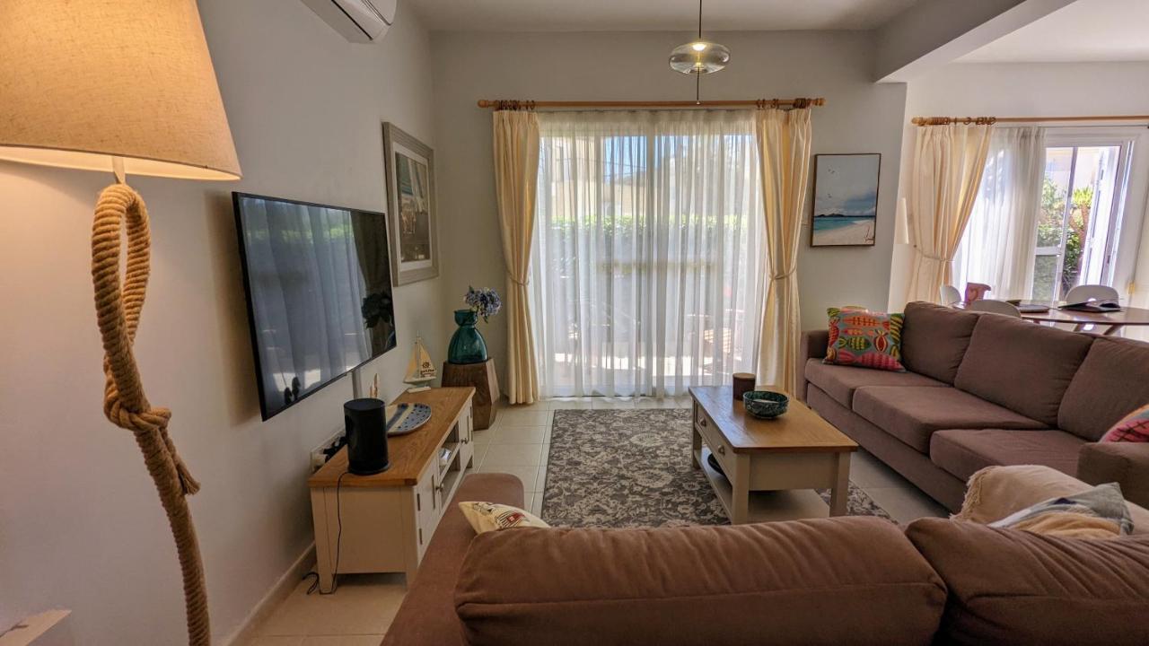 Stylish Garden Apartment At Paphos Harbour Exteriér fotografie